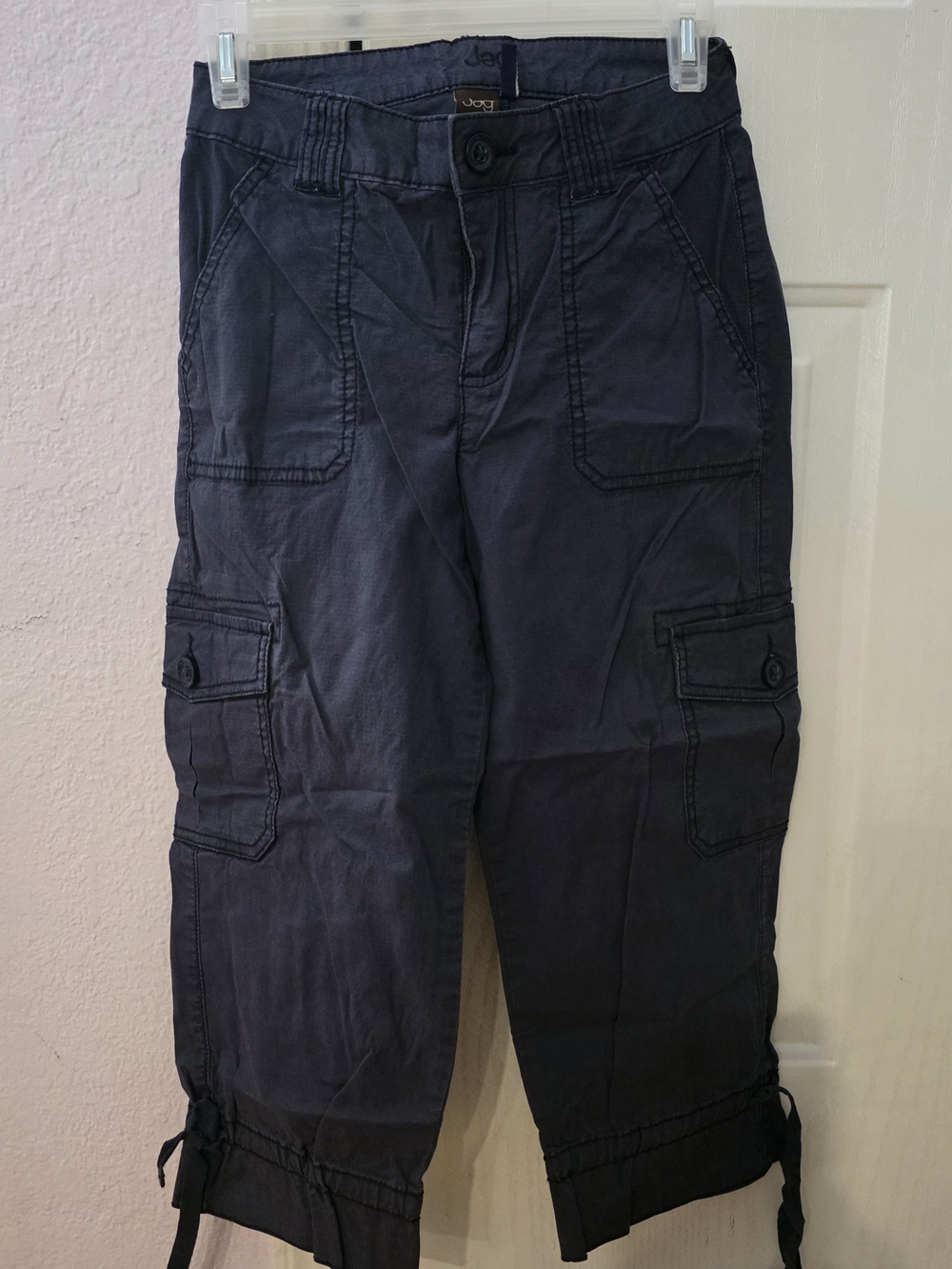 NWOT- Jag Jeans  Navy/Gray  Cargo Capris with Cargo Pockets- Size OP